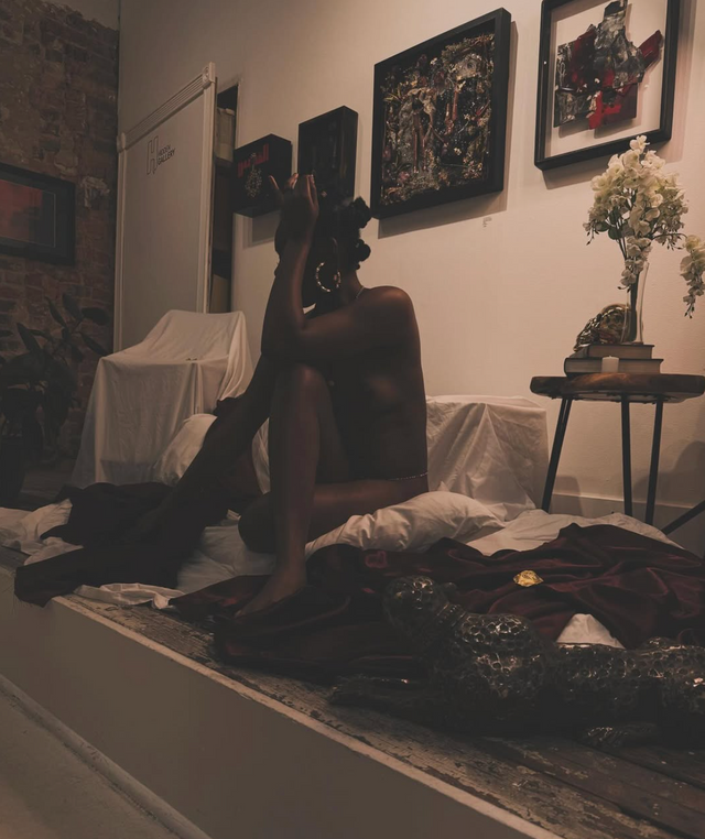 To Be Inspired: Live Figure Drawing 09/30